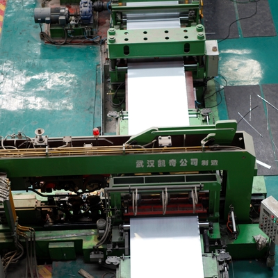 150000TPY hete Onderdompelings Gegalvaniseerde Productielijn 0.6mm 1.2mm 550mm