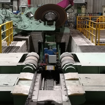 Innovatieve Ononderbroken het Inleggen Lijn met Loon van Spoel 600mm1350mm